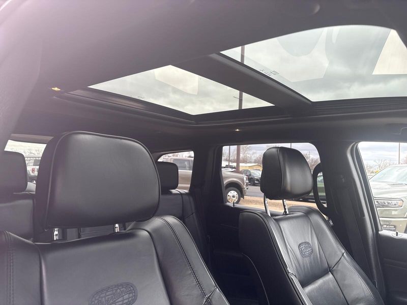 Used 2018 Jeep Grand Cherokee OverlandImage 9