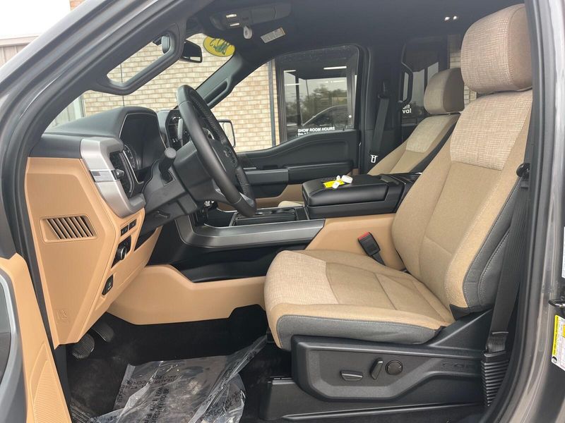 2023 Ford F-150 XLTImage 3