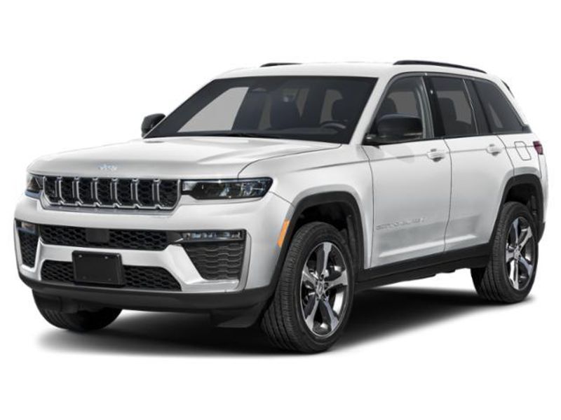 New 2027 Jeep Grand Cherokee Laredo AltitudeImage 1