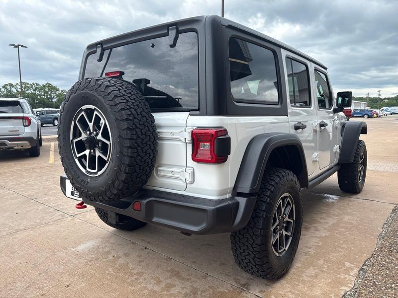 New 2026 Jeep Wrangler 4-door RubiconImage 8