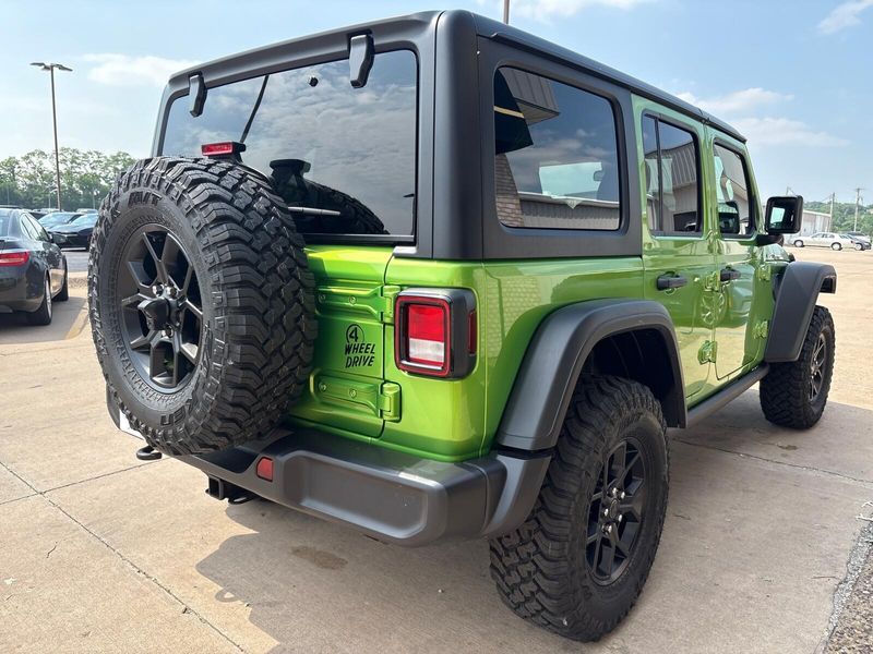 2025 Jeep Wrangler 4-door WillysImage 8