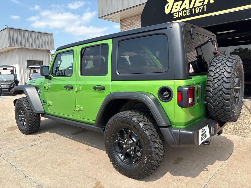 2025 Jeep Wrangler 4-door WillysImage 10