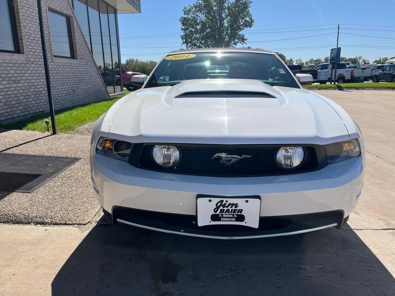 2011 Ford Mustang GTImage 6