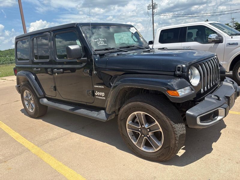 2022 Jeep Wrangler Unlimited SaharaImage 6