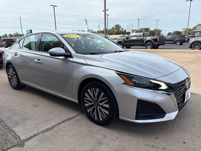 Used 2023 Nissan Altima 2.5 SVImage 7