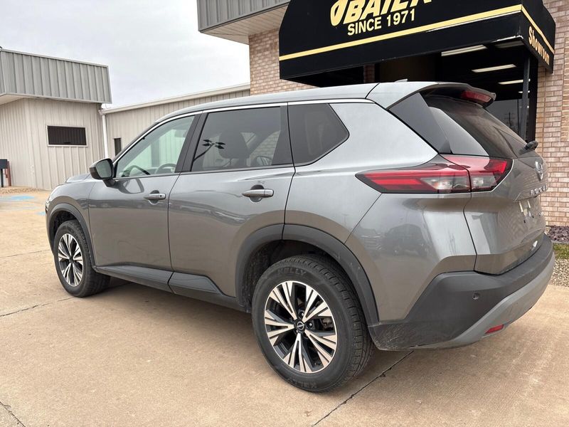 Used 2023 Nissan Rogue SVImage 10