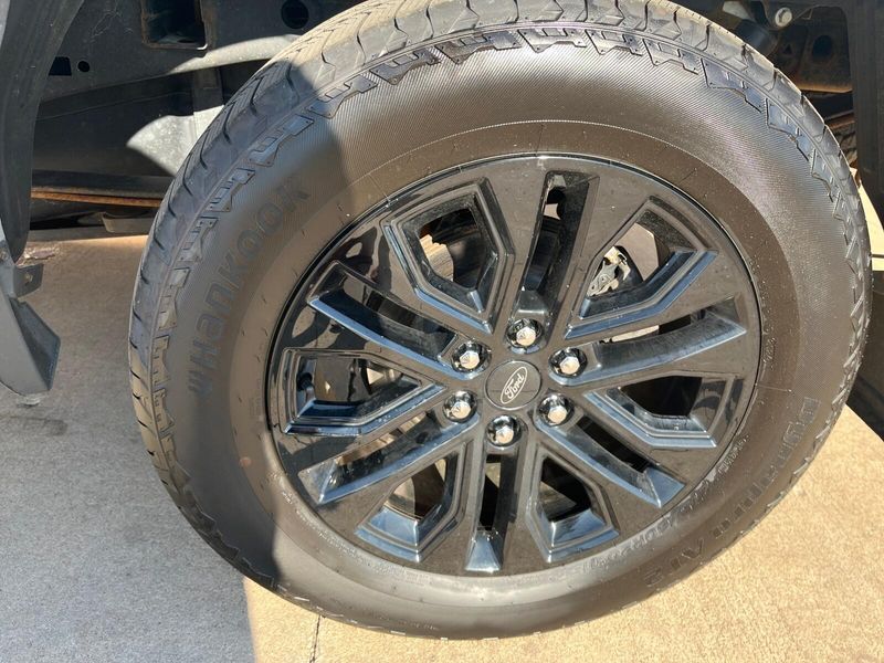 2021 Ford F-150 XLTImage 12