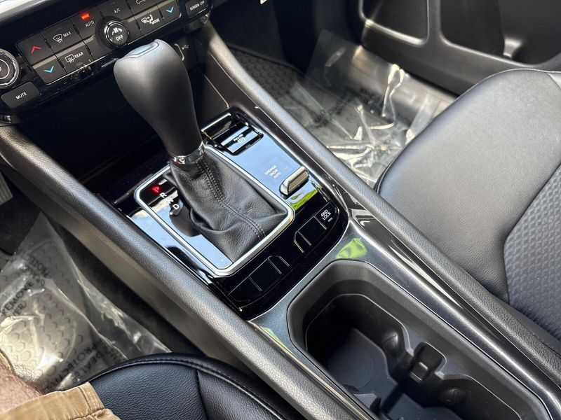 2025 Jeep Compass Latitude 4x4Image 15