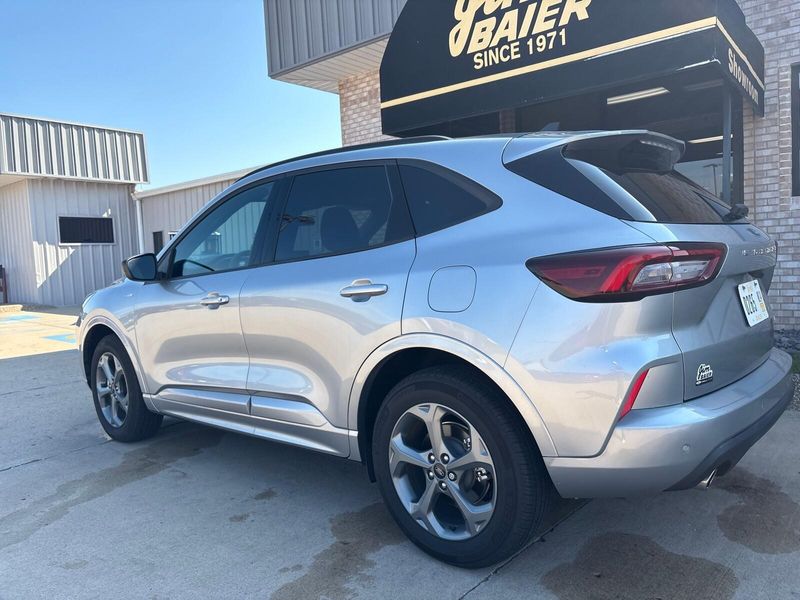 Used 2023 Ford Escape ST-LineImage 10