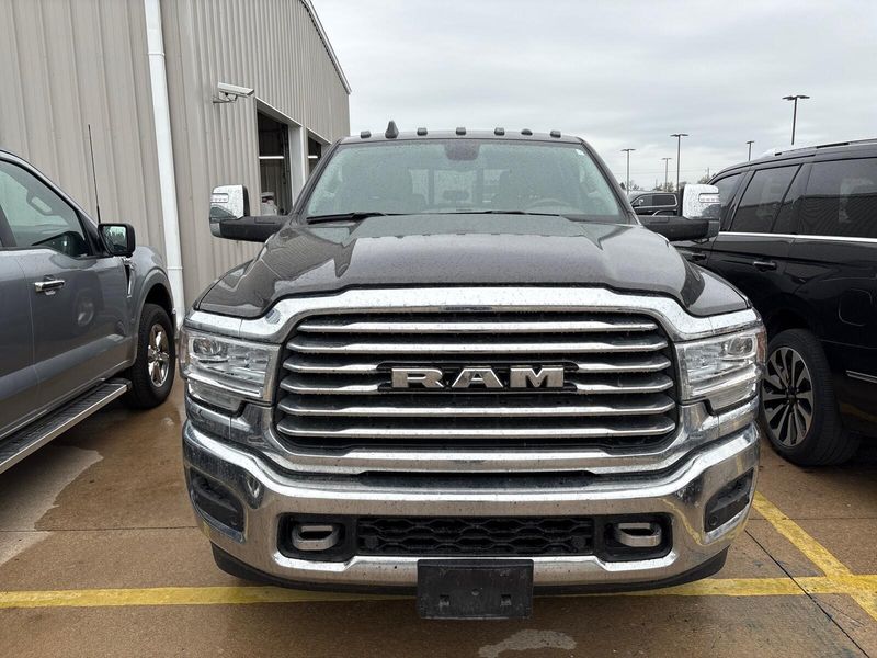 2024 RAM 3500 LonghornImage 2
