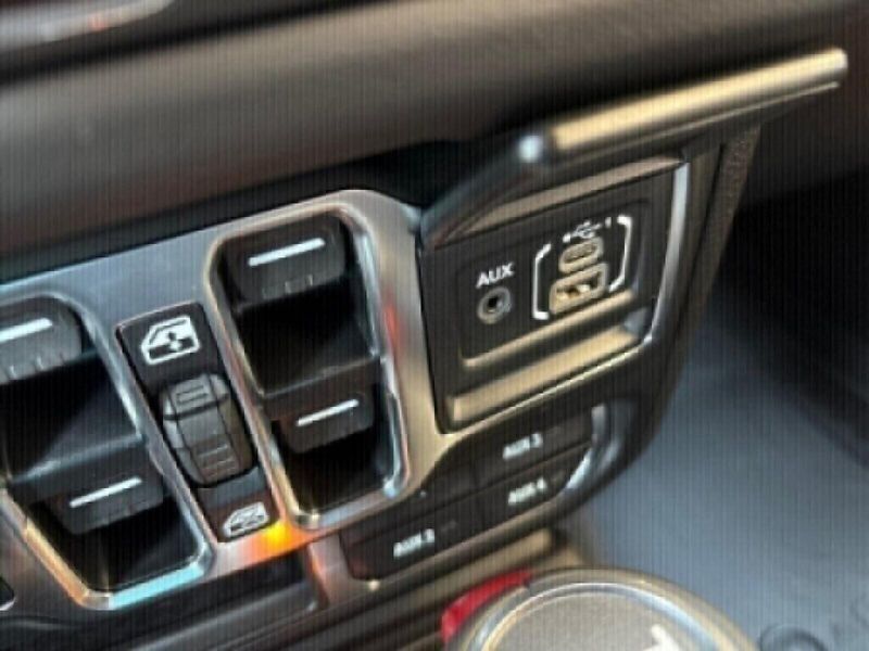 2025 Jeep Wrangler 4-door SaharaImage 22