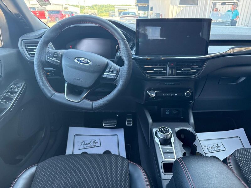 Used 2023 Ford Escape ST-LineImage 5
