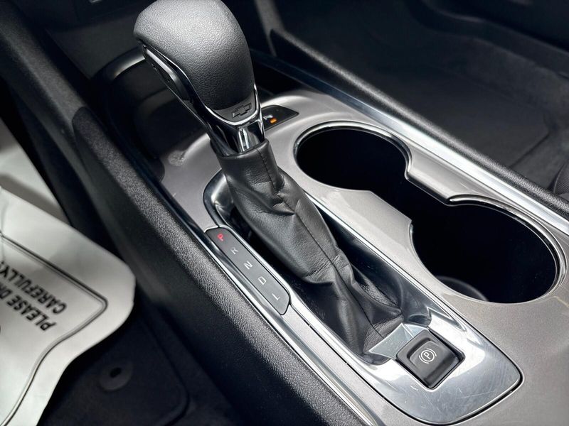 Used 2024 Chevrolet Malibu LTImage 18