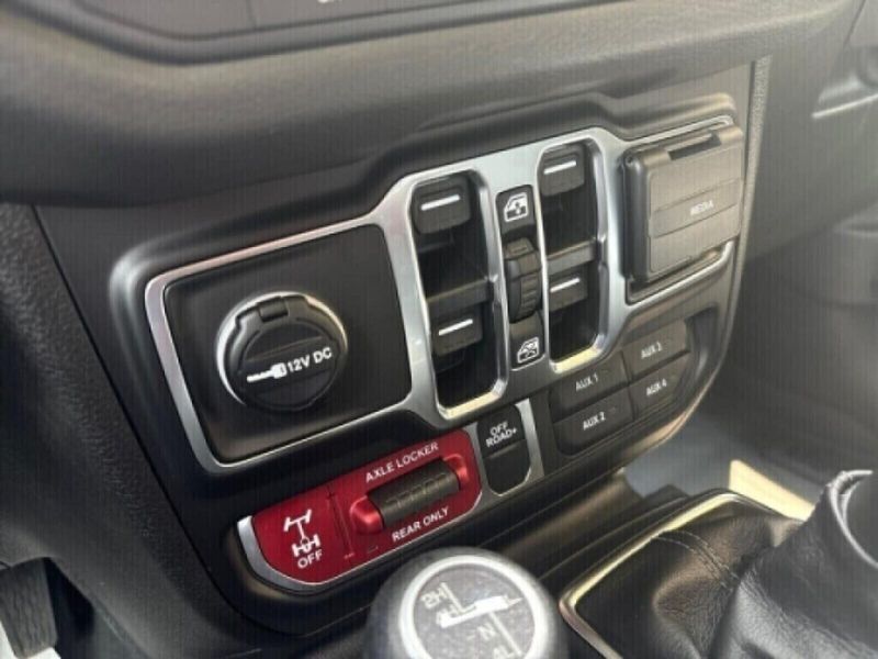 2025 Jeep Wrangler 4-door WillysImage 16