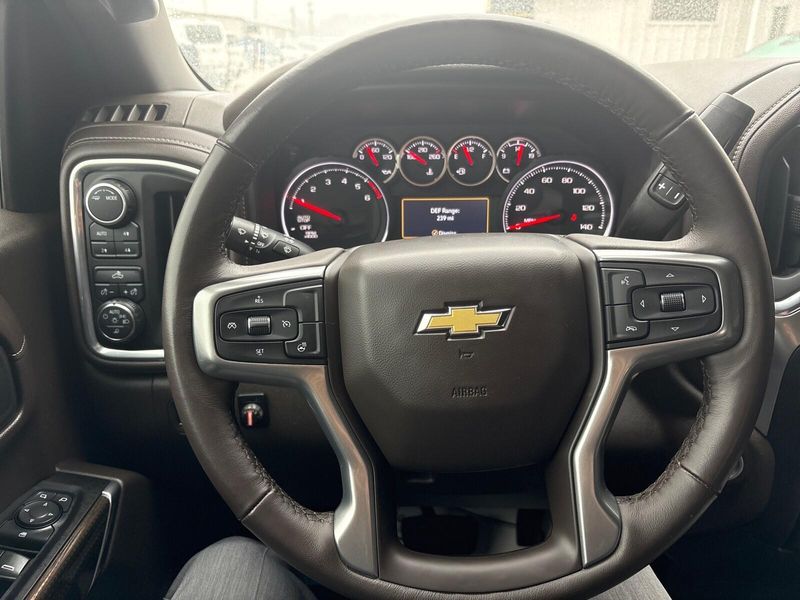 Used 2022 Chevrolet Silverado 1500 LTD LTImage 17