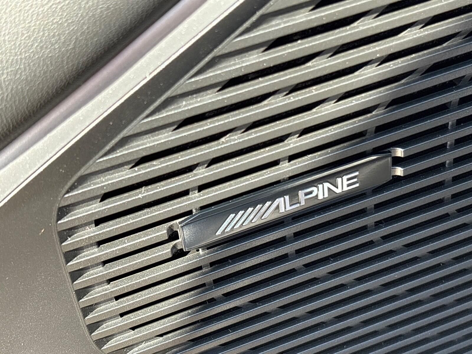 2025 Jeep Wagoneer L Series II - Photo 18