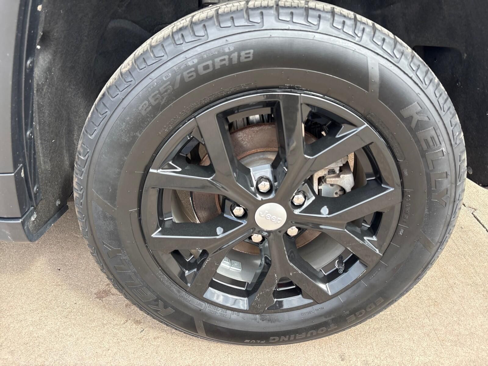 2023 Jeep Grand Cherokee Limited - Photo 12