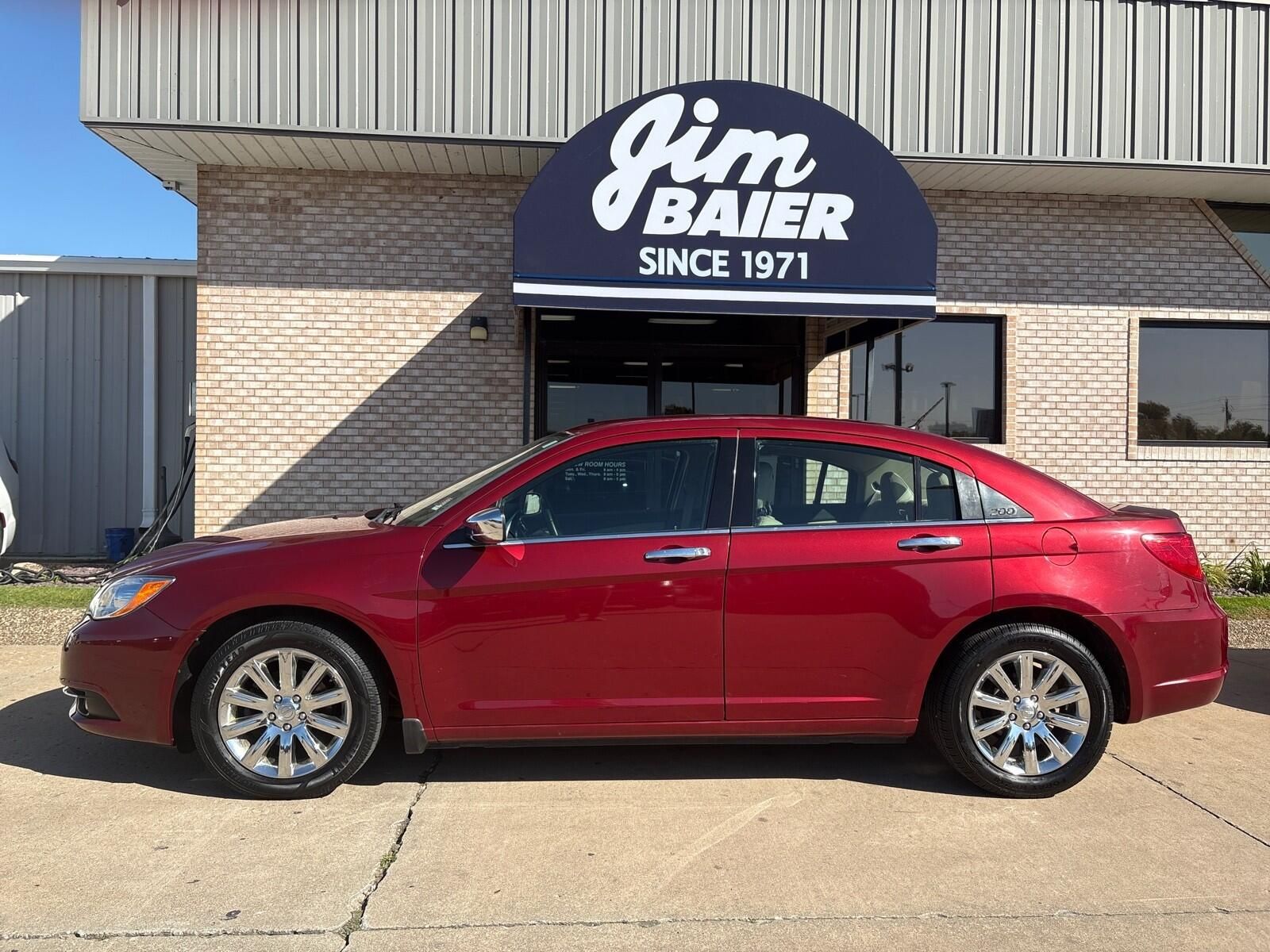 Used 2014 Chrysler 200 Limited with VIN 1C3CCBCG7EN152865 for sale in Fort Madison, IA