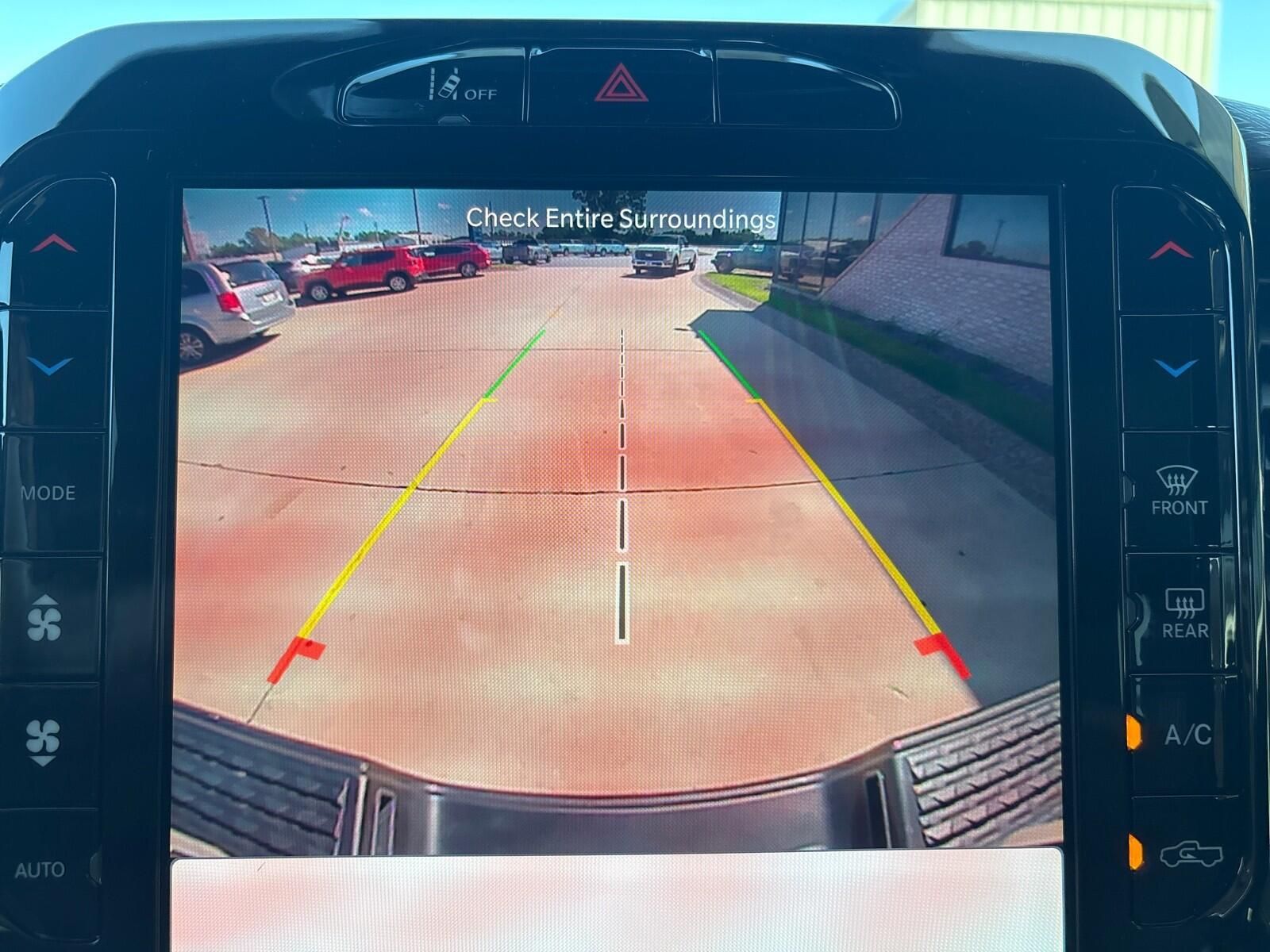 2026 RAM 2500 Laramie - Photo 18