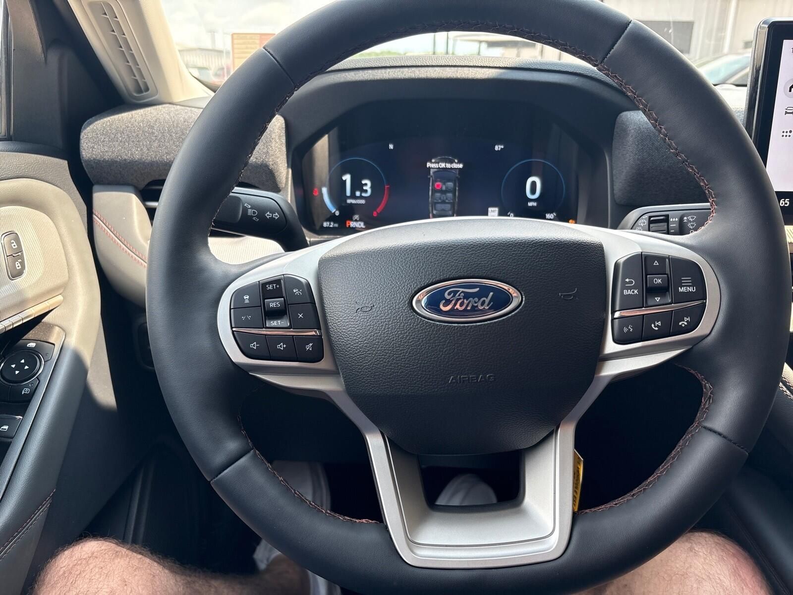 2026 Ford Explorer Active - Photo 14