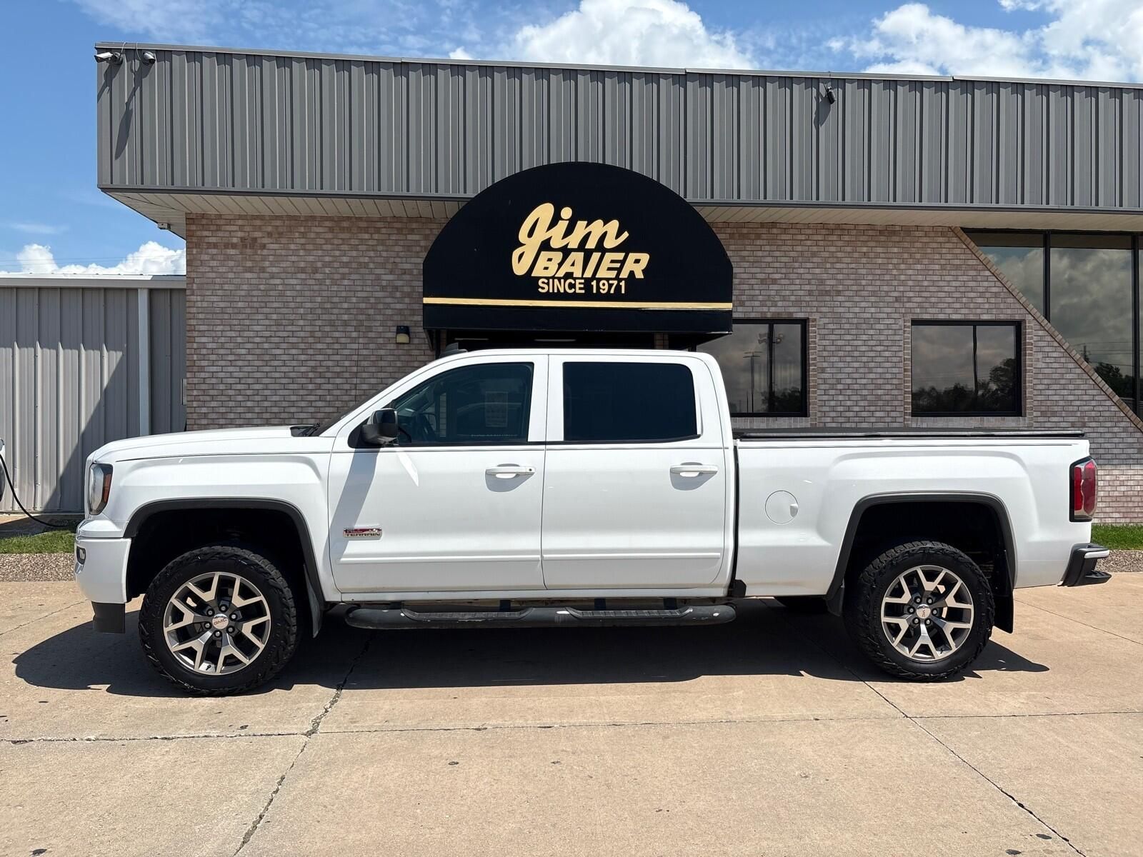 Used 2017 GMC Sierra 1500 SLT with VIN 3GTU2NECXHG107785 for sale in Fort Madison, IA