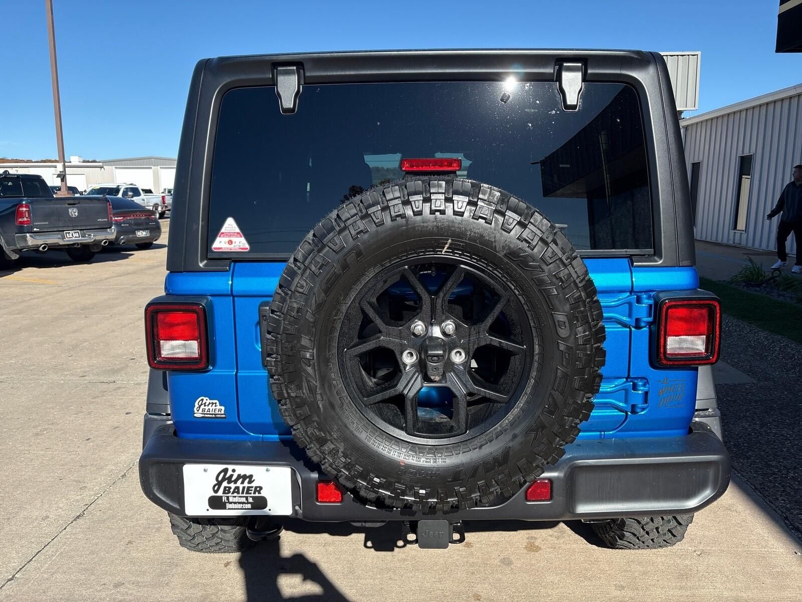 2026 Jeep Wrangler 4-Door Willys - Photo 9