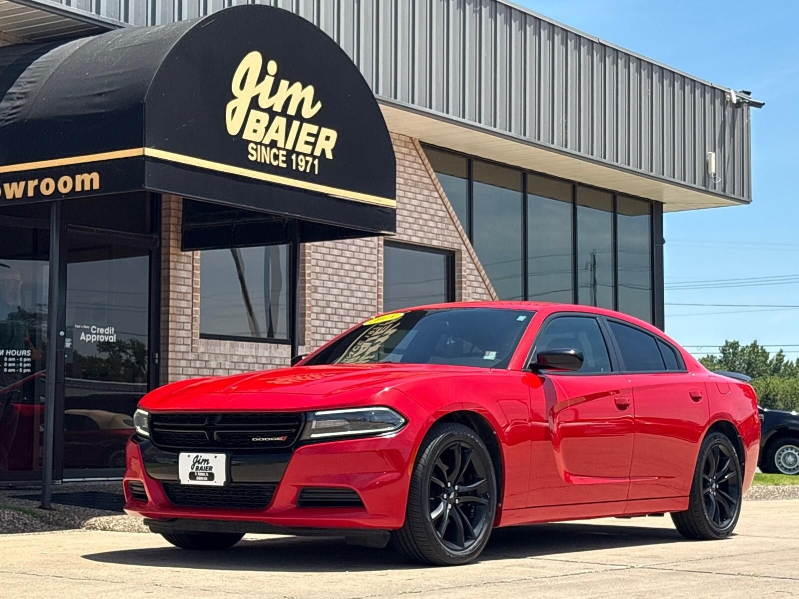 2018 Dodge Charger SXT's photo