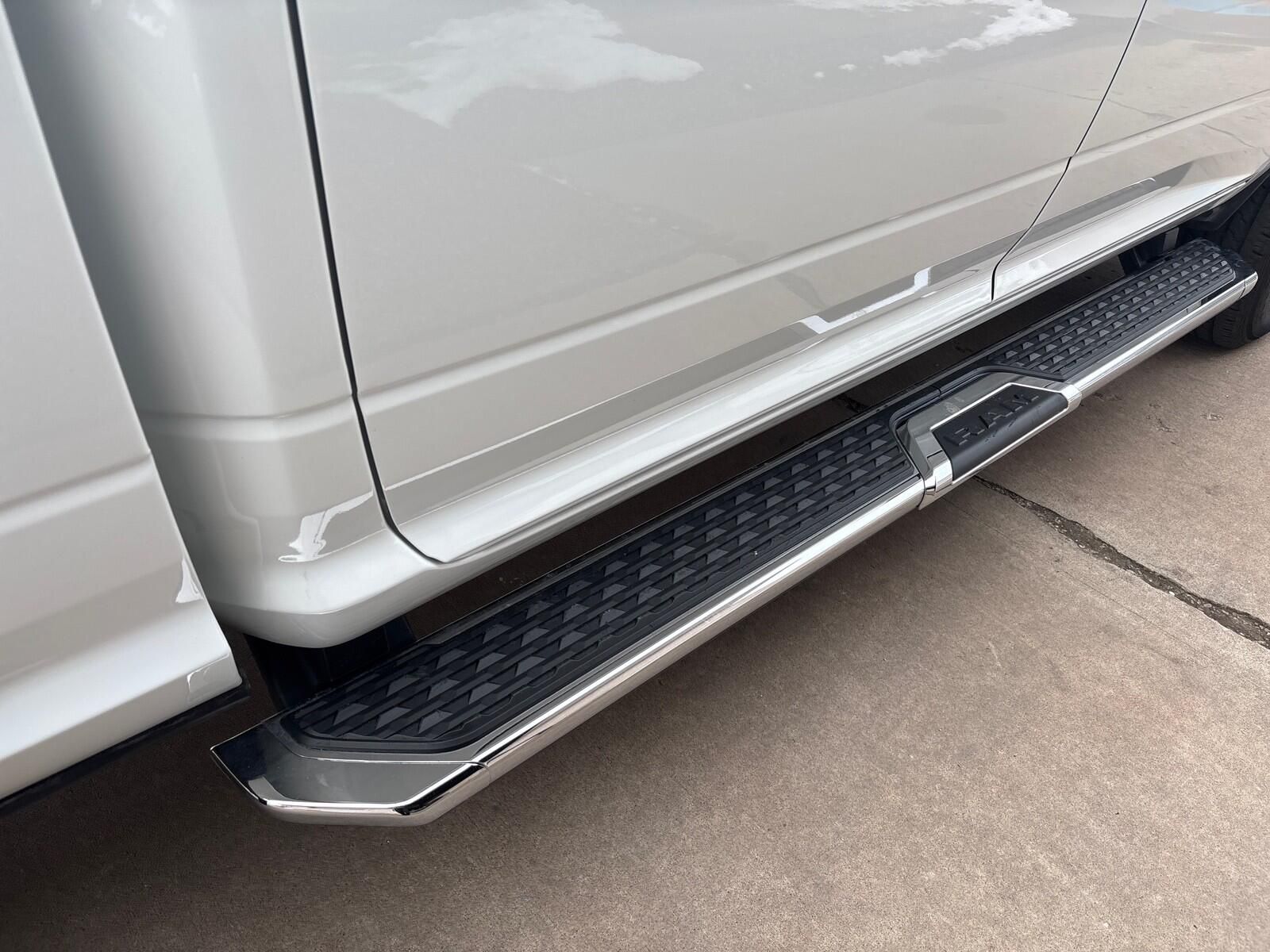 2024 RAM Ram 3500 Pickup Big Horn - Photo 8