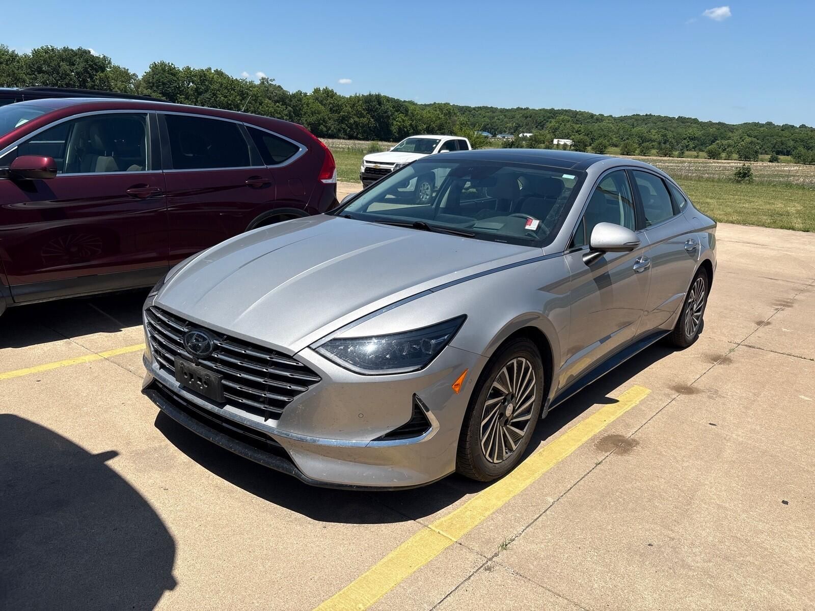 2023 Hyundai Sonata Limited's photo
