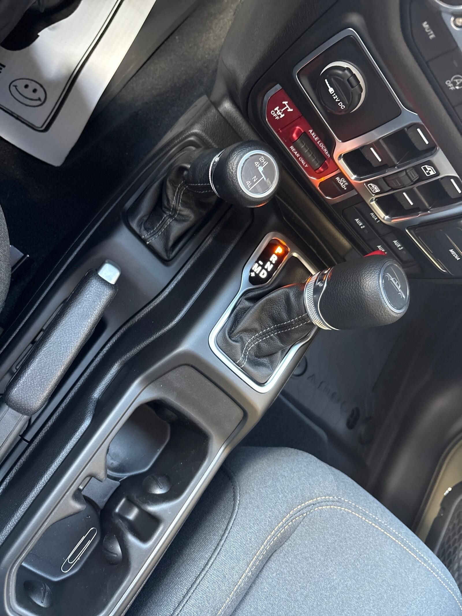 2026 Jeep Gladiator Willys - Photo 18
