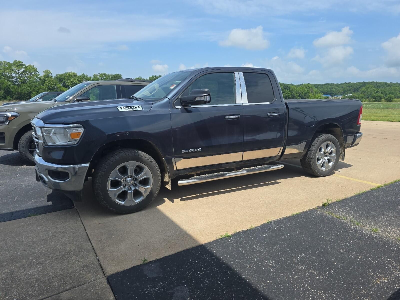 2020 RAM 1500 Big Horn/Lone Star 4x4 Quad Cab 6'4's photo