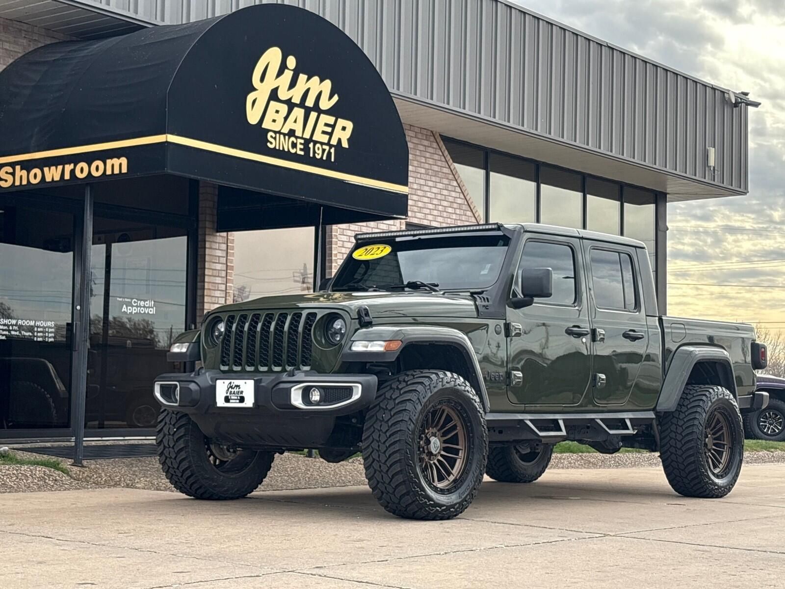 2023 Jeep Gladiator Sport S
