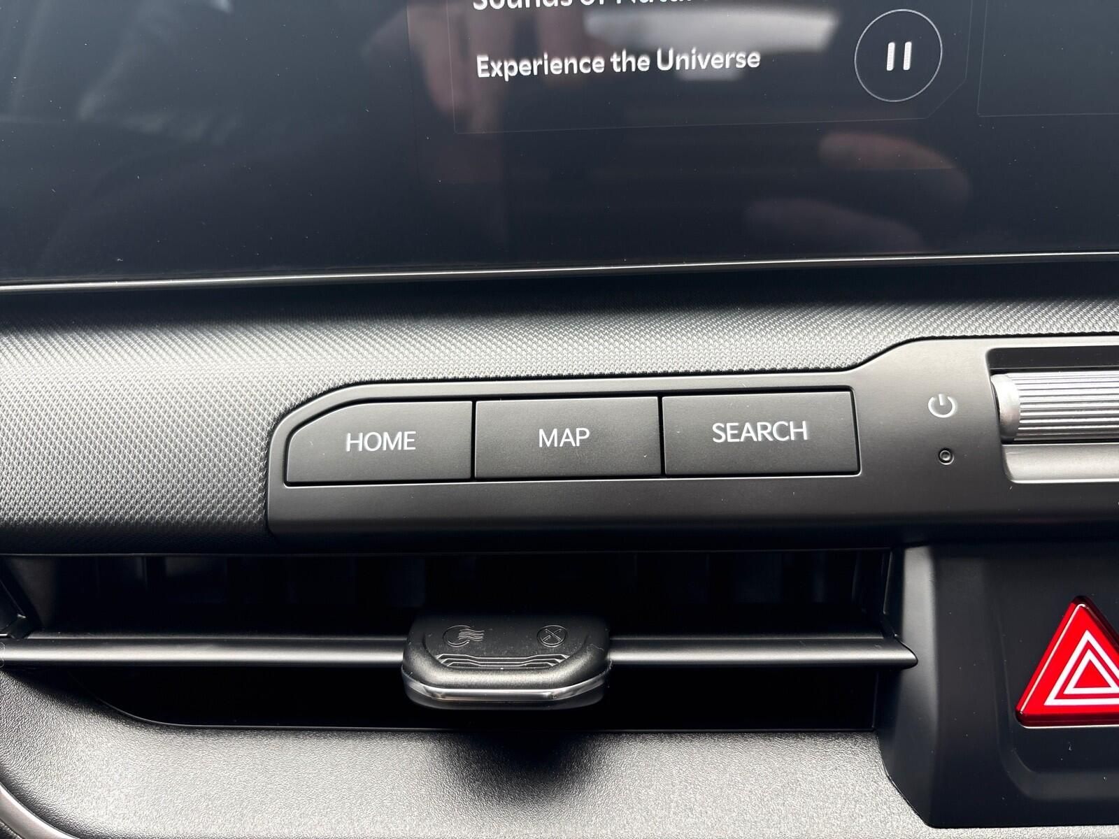 2025 Kia K4 LXS - Photo 20