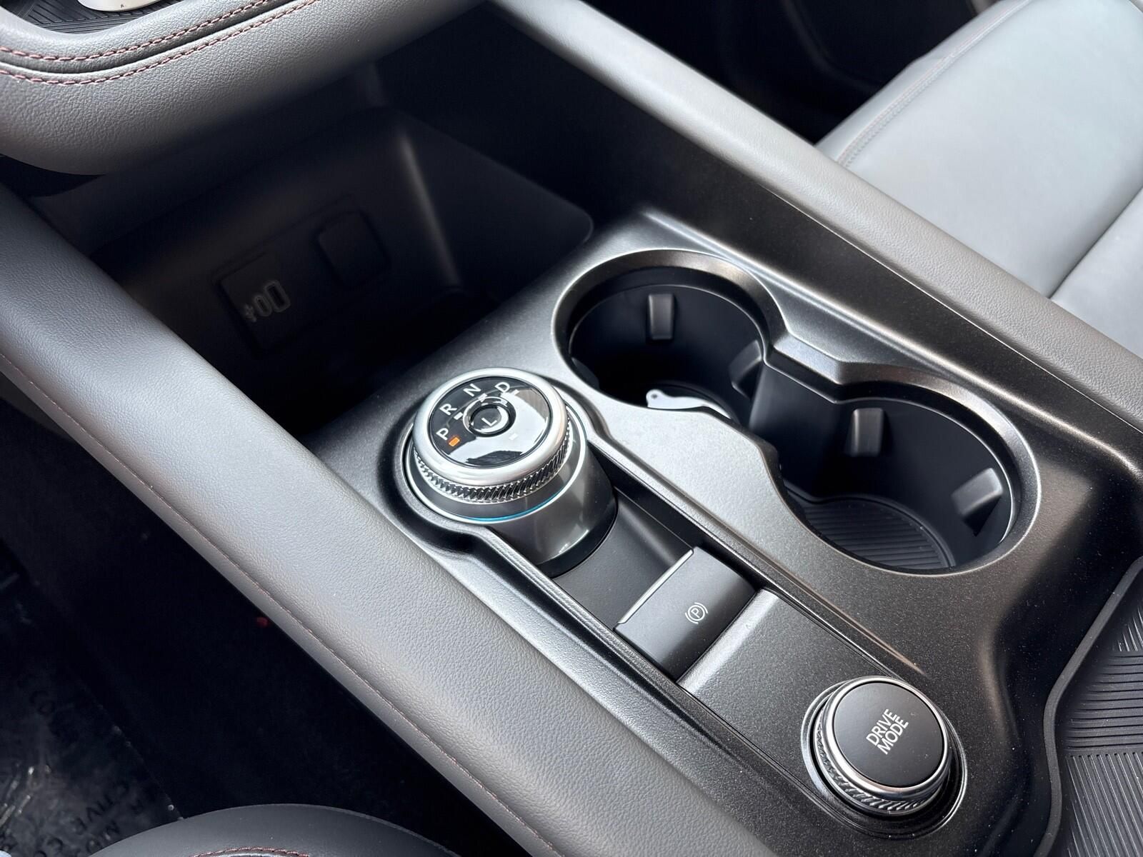 2026 Ford Explorer Active - Photo 17