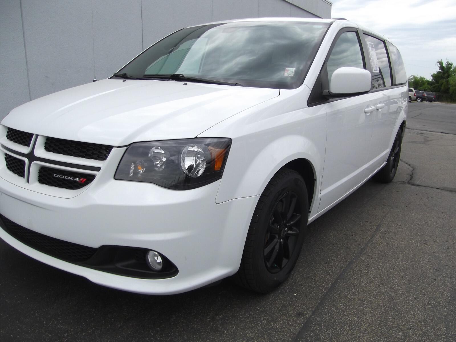 Used 2019 Dodge Grand Caravan GT with VIN 2C4RDGEG9KR724420 for sale in Kansas City