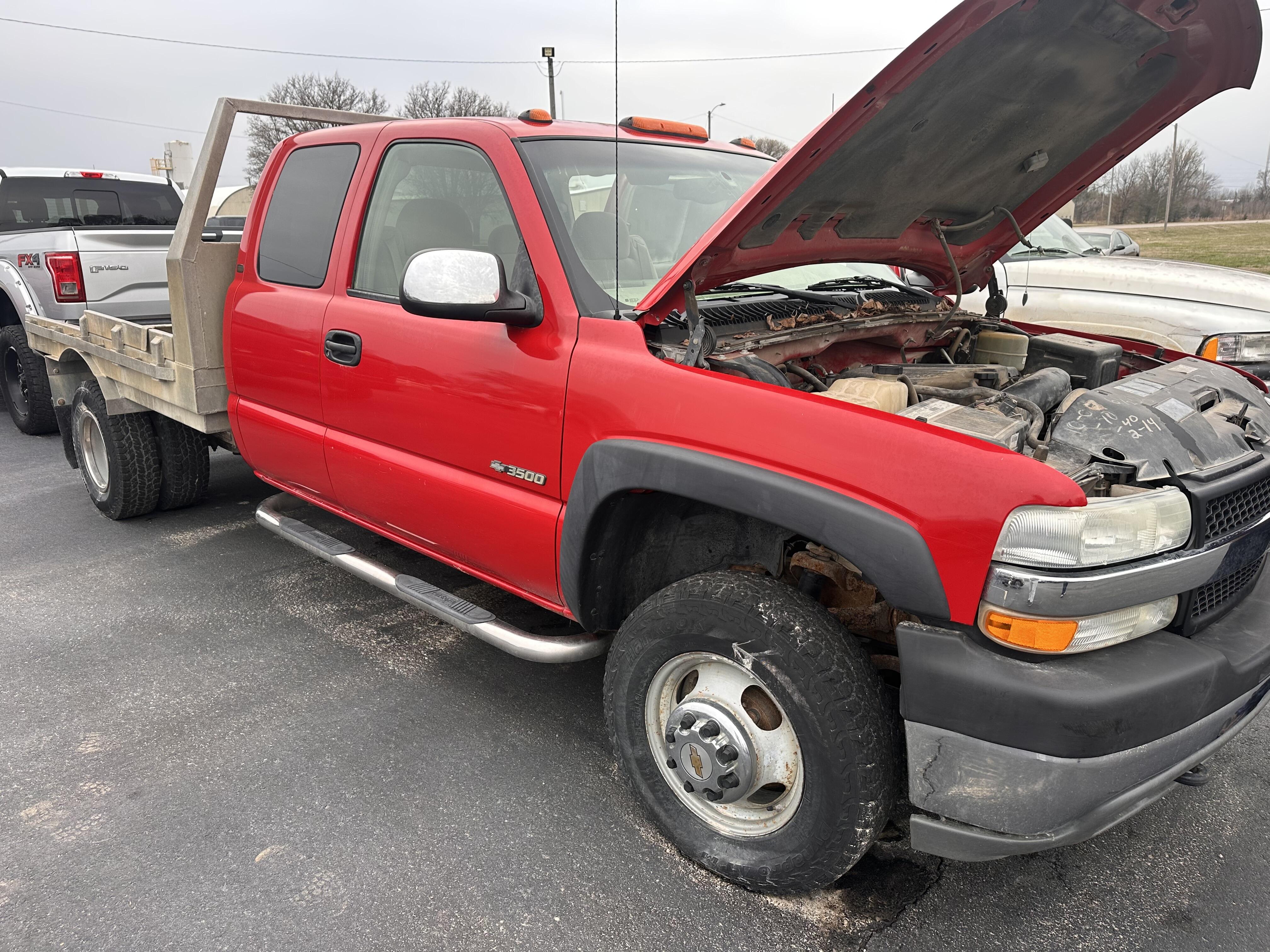 2002 Chevrolet Silverado 3500 LS