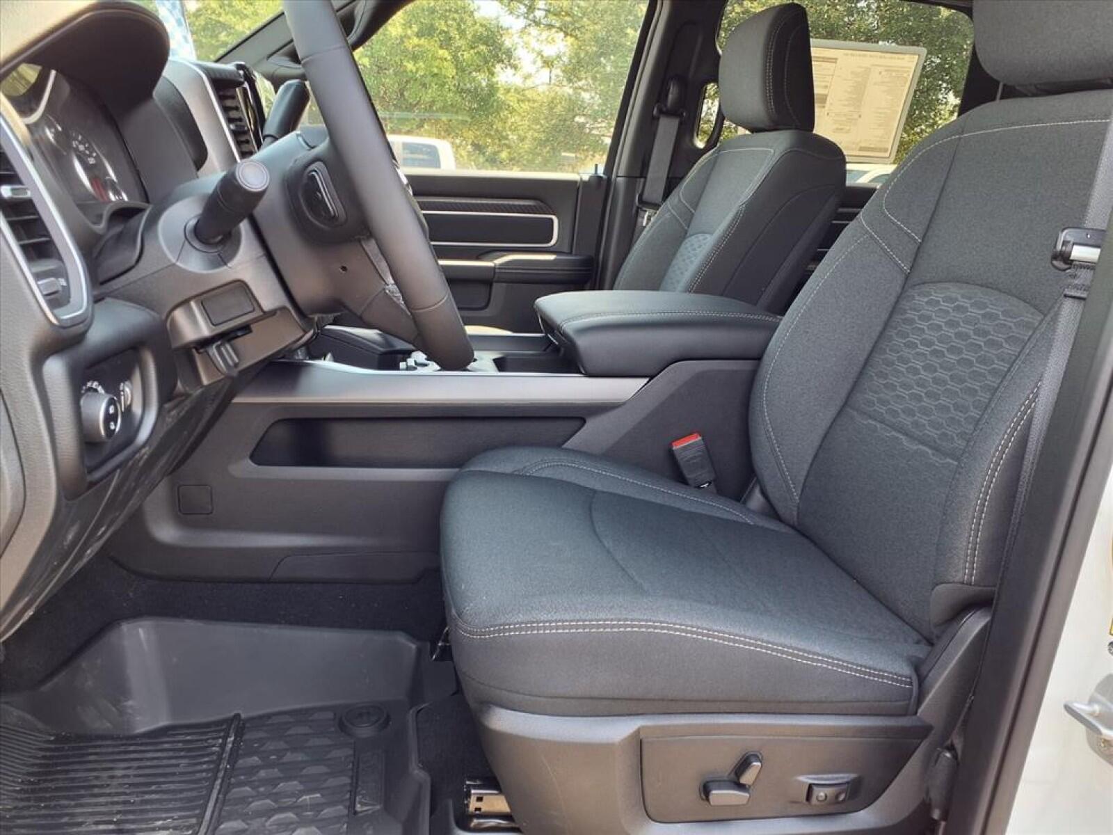 2025 RAM 2500 Big Horn/Lone Star - Photo 8