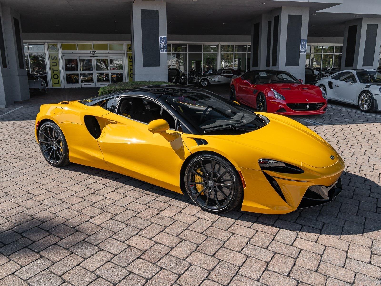 Used 2025 McLaren Artura TechLux