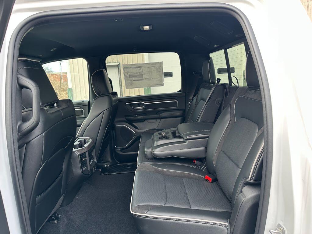 2026 RAM 1500 Laramie - Photo 13