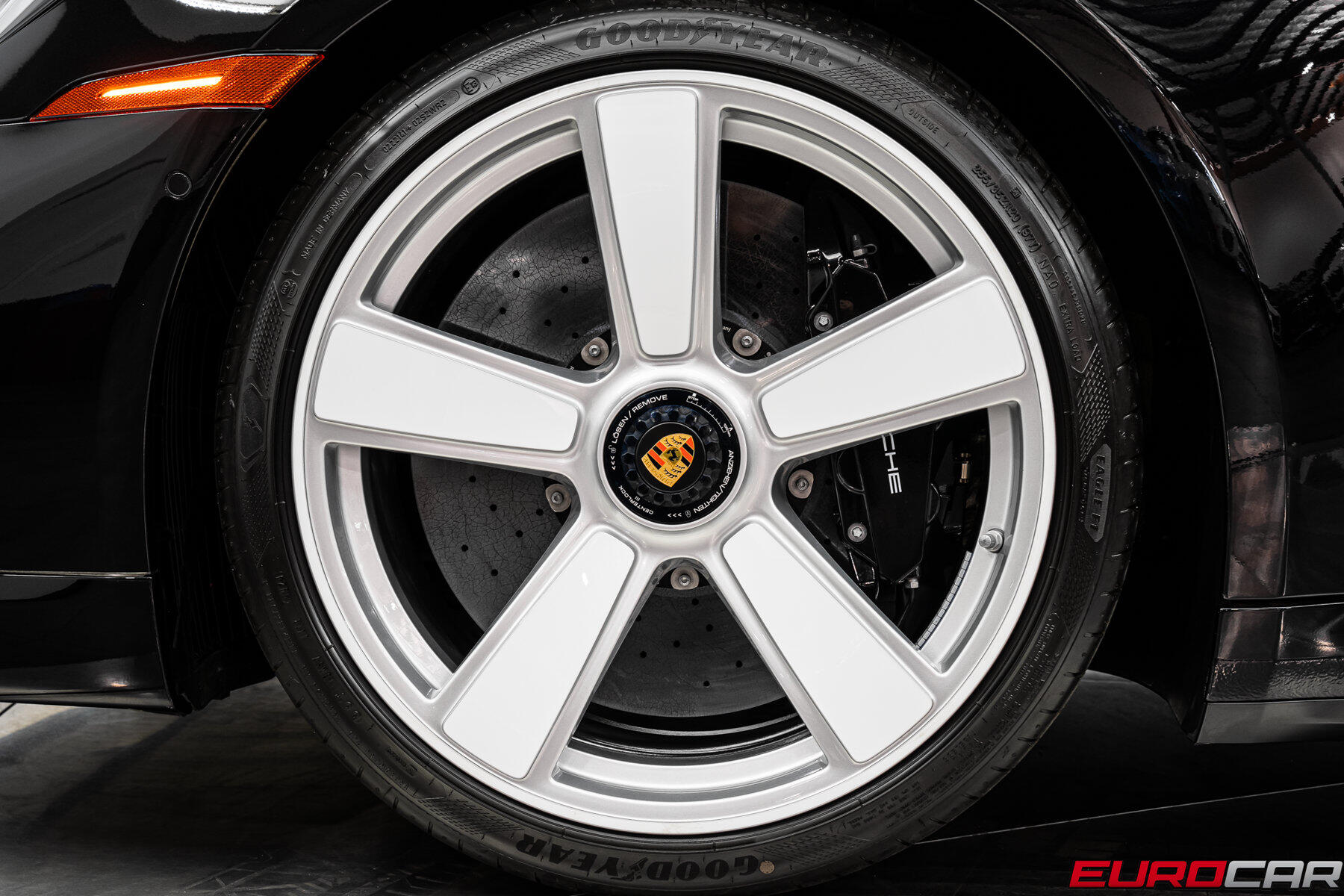 2025 Porsche 911 Turbo 50 Years *LIMITED PRODUCTION * 0655 OF 1974*Image 21