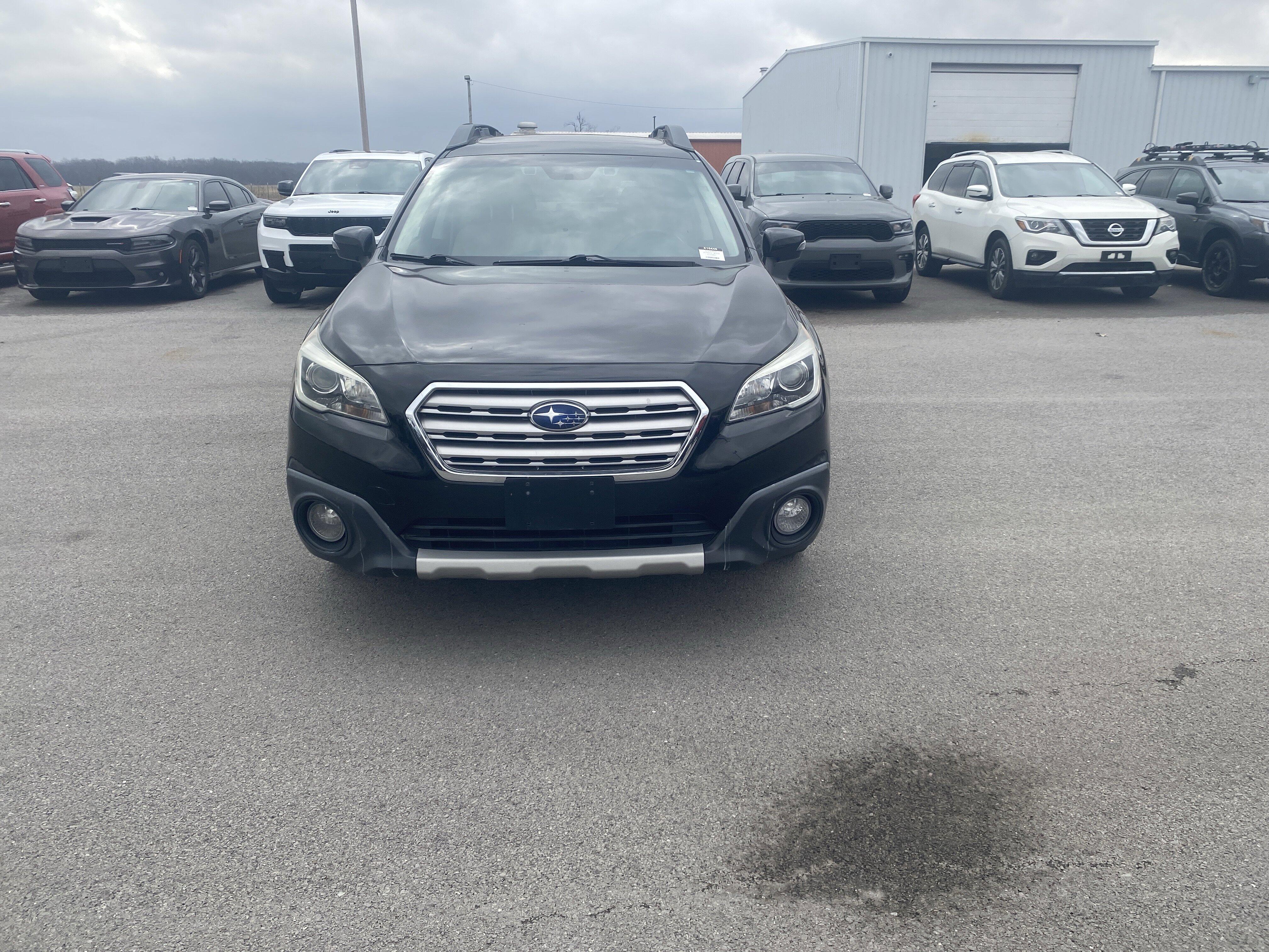 Used 2016 Subaru Outback Limited with VIN 4S4BSBNC3G3304851 for sale in Harrisburg, IL
