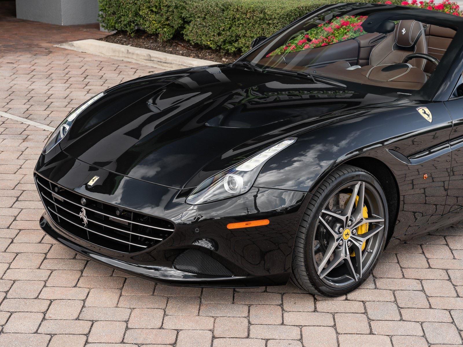 Used 2015 Ferrari California 