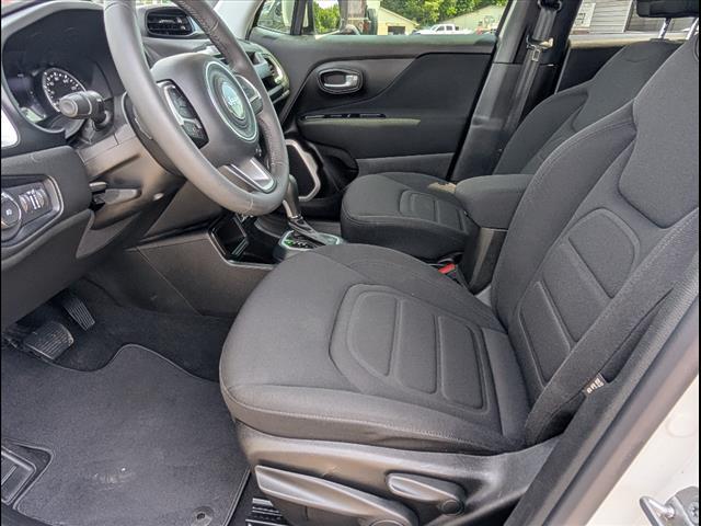 2021 Jeep Renegade Latitude - Photo 17