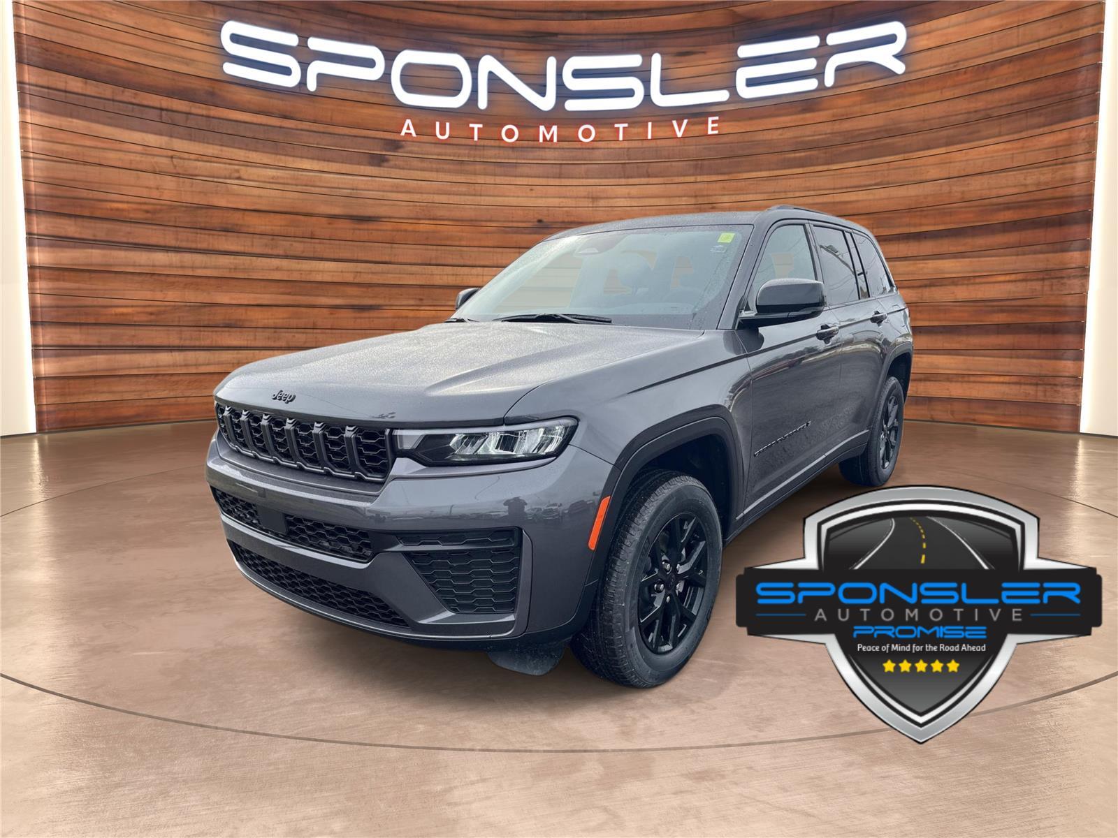 2026 Jeep Grand Cherokee Grand Cherokee Laredo Altitude 4x4