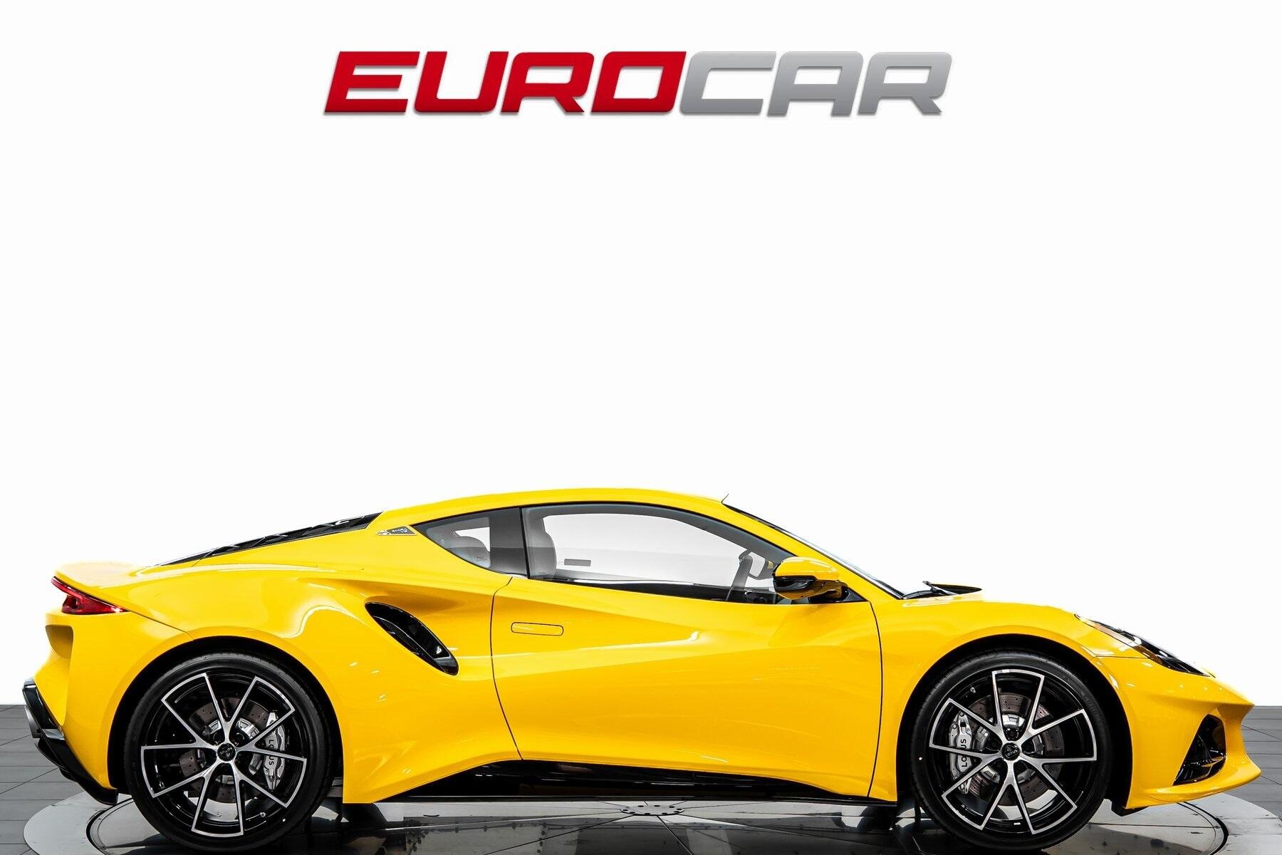 2025 Lotus Emira *6-SPEED MANUAL * NEW CAR*Image 6