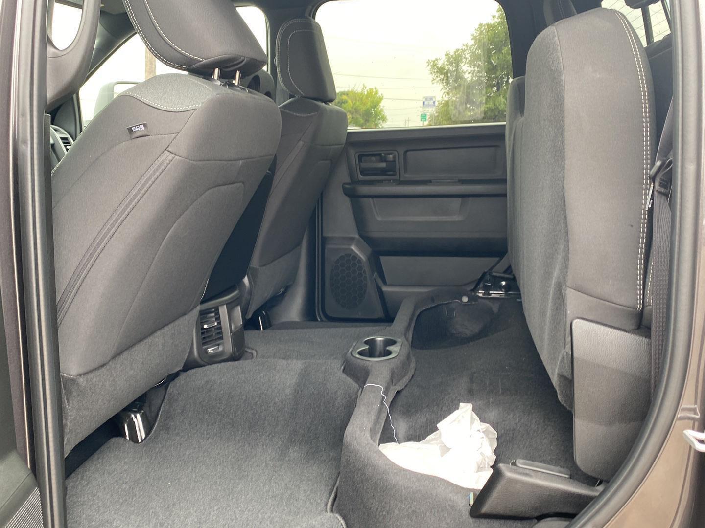 2025 RAM 2500 Tradesman - Photo 14