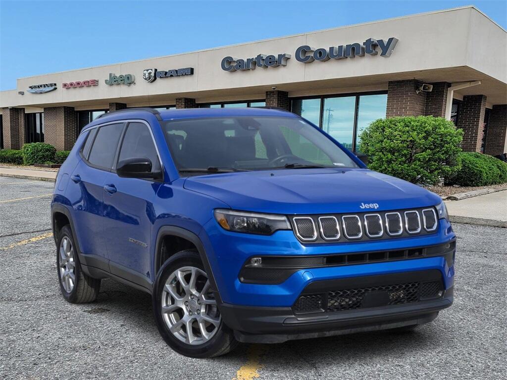 2022 Jeep Compass Latitude Lux's photo