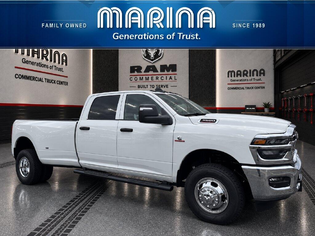 2026 RAM 3500 3500 Tradesman Crew Cab 4x4 8' Box