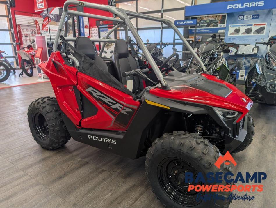 2026 Polaris RZR 200 EFI INDY RED