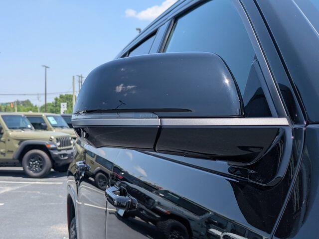 2026 Jeep Grand Wagoneer Limited Reserve - Photo 12